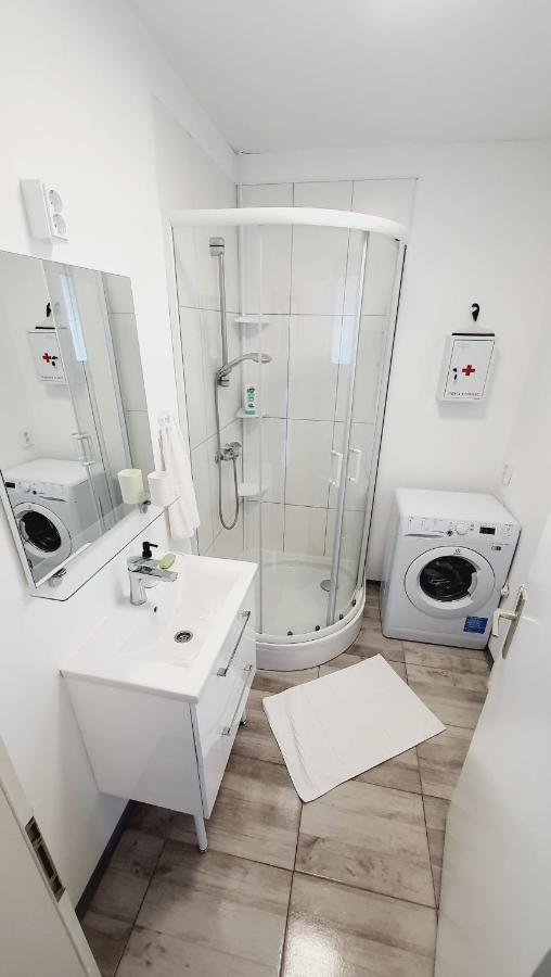 Apartma4Us Maribor Ngoại thất bức ảnh